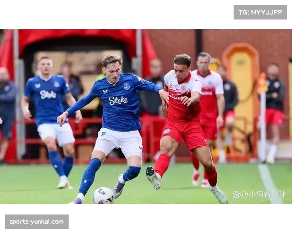 埃弗顿中场拦截能力尚可,加纳盖耶组合对抗表现合格 埃弗顿中场拦截能力尚可,加纳盖耶组合对抗表现合格